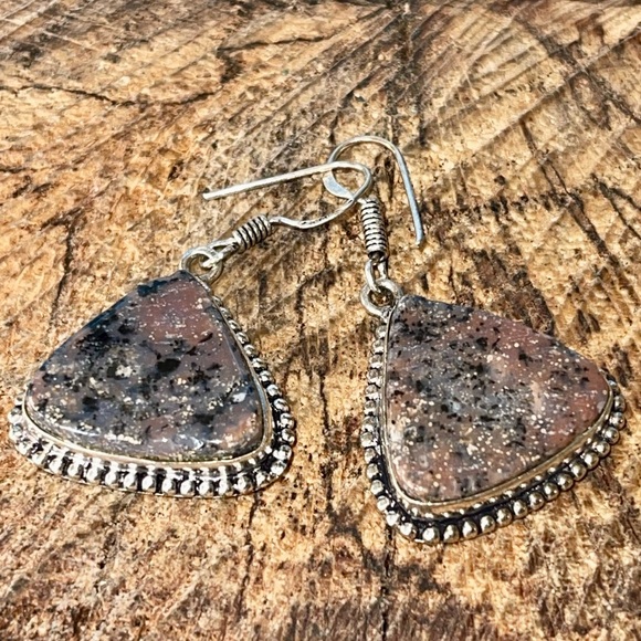 Honey Dendritic Agate Earrings 1 7/8” - Picture 4 of 8